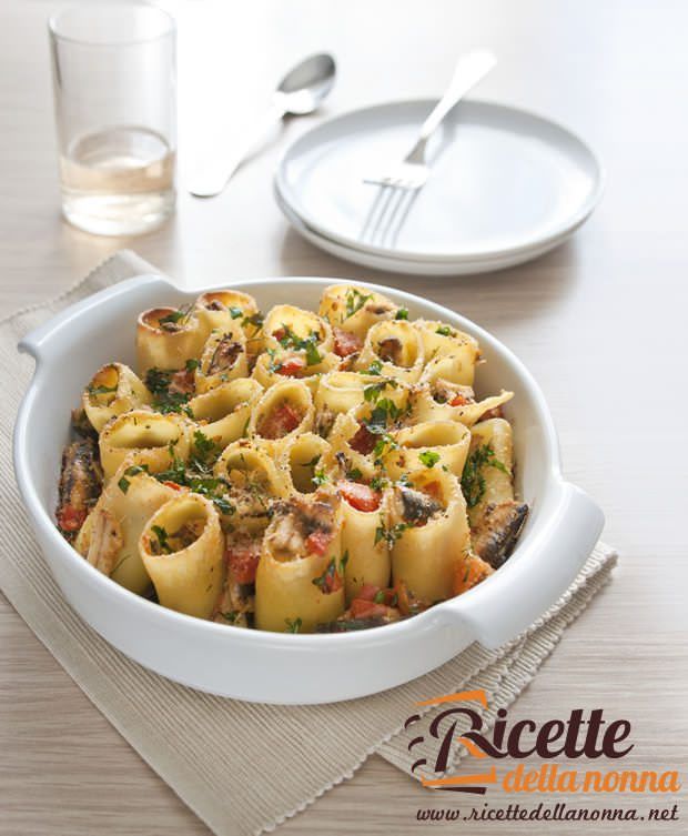 Paccheri alici e pecorino