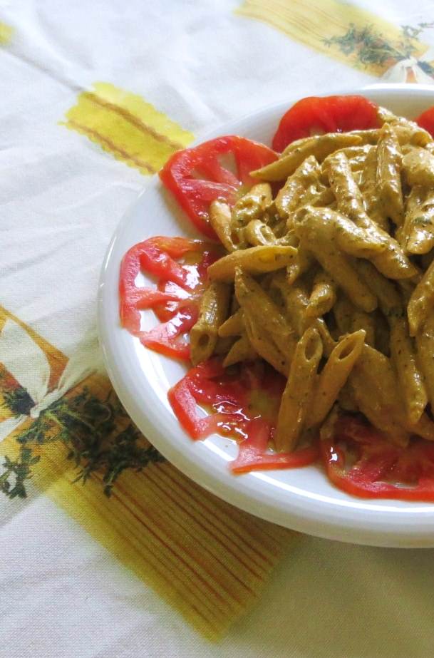 Insalata di pasta alla crema di mandorle ricetta e foto