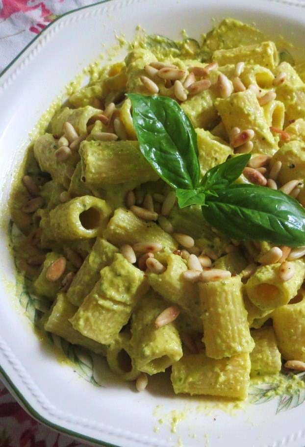 Mezze maniche alla crema di zucchine ricetta e foto