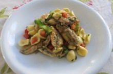 Orecchiette con alici, limone e zucchine