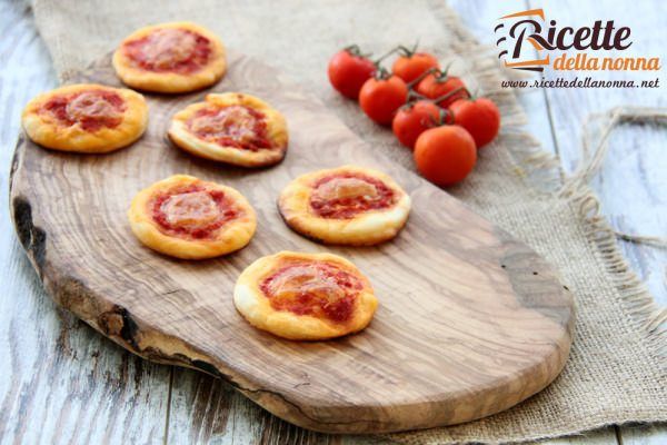 Pizzette rosse da aperitivo