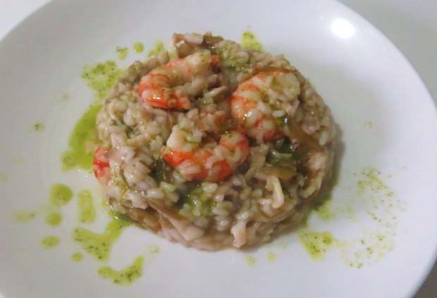 Risotto con carciofi e gamberi