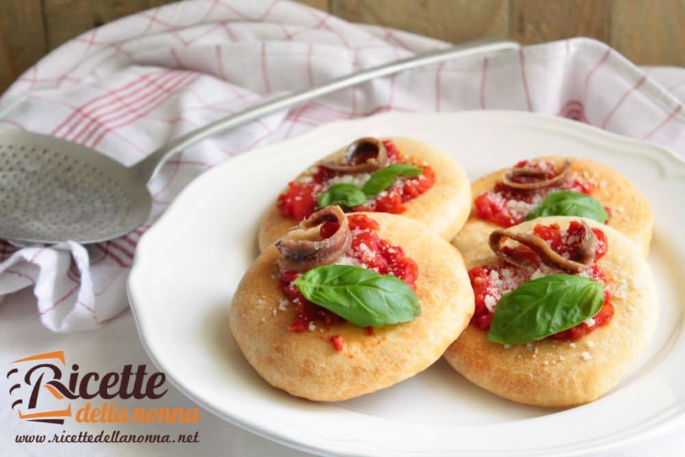 Pizza fritta alla napoletana Ricette della Nonna