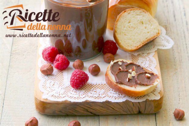 Crema nocciole cioccolato 1