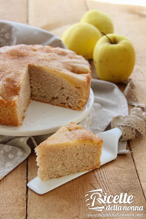 Torta di mele, albumi e cannella