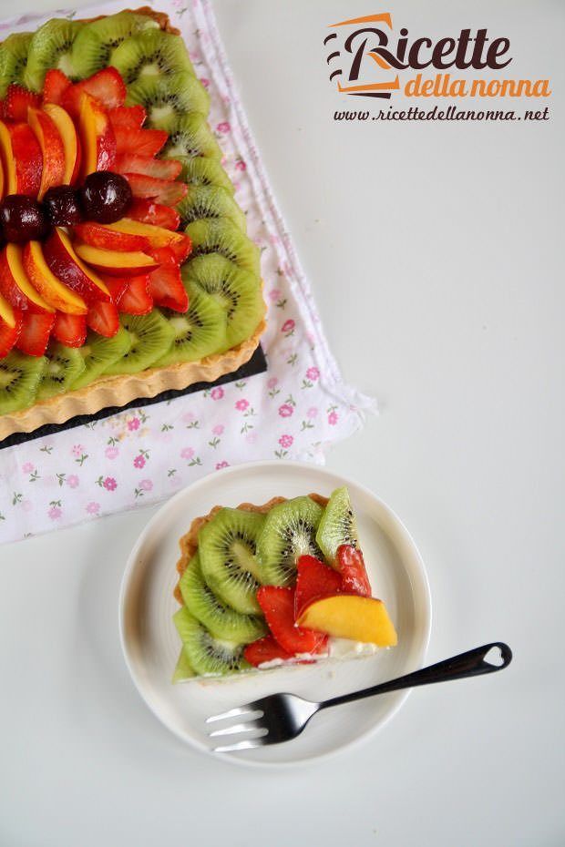 Crostata alla frutta con crema al lime