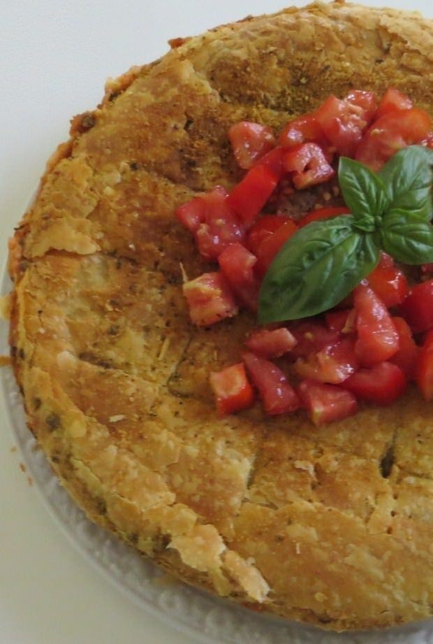 Foto torta salata di lasagne al pomodoro