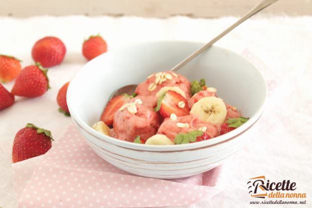 Ricetta gelato alla fragola e banana senza lattosio