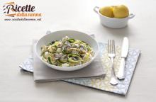 Orecchiette con alici marinate e nastri di zucchina