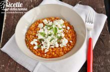 Orzotto al pomodoro e feta