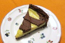 Torta di frolla al cacao e crema al limone