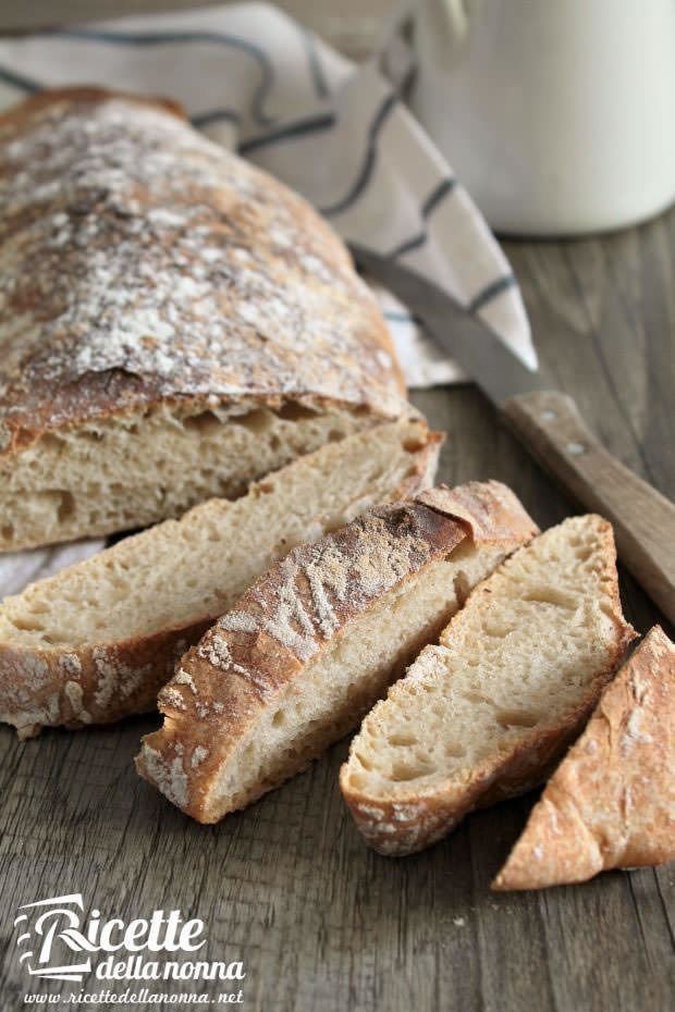 foto-pane-tipo-ciabatta-fatto-in-casa