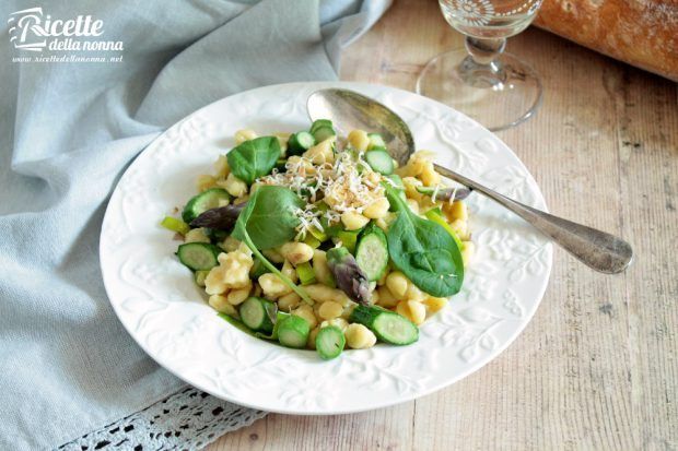 Ricetta spätzle tirolesi alle verdure di primavera