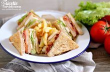 Club sandwich di pollo