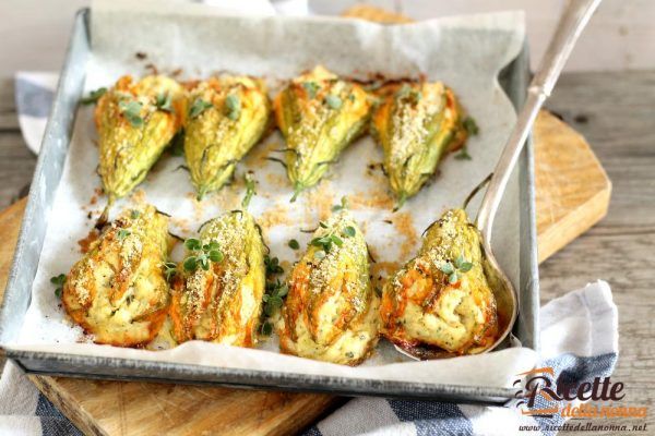 Fiori di zucca ripieni di ricotta