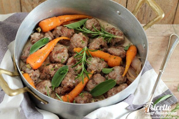 RICETTA POLPETTE IN BIANCO ALLE VERDURE