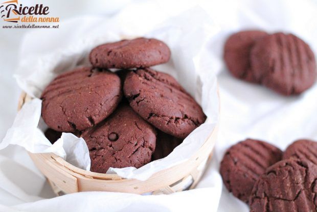 Ricetta biscotti al doppio cioccolato senza uova e senza burro