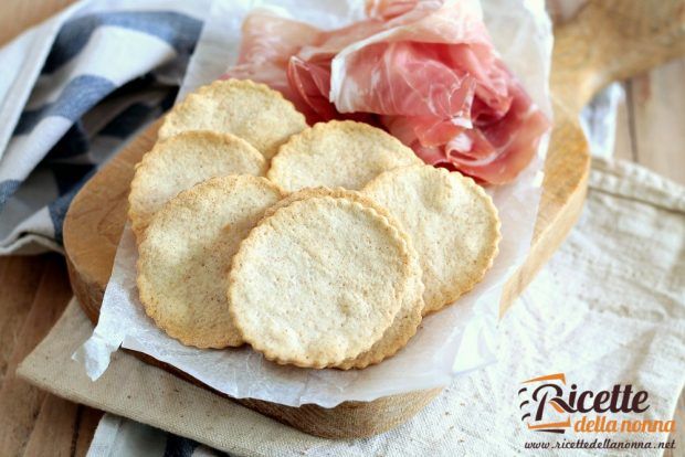 Ricetta crackers leggeri e veloci