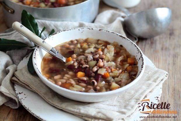 Ricetta buzzega zuppa ricca di legumi