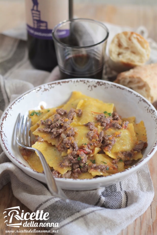 Foto spoja lorda al ragù bianco