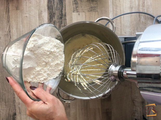 Preparazione della torta all'arancia