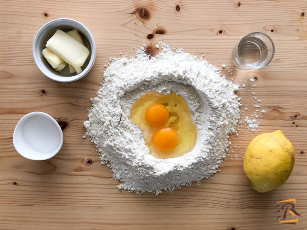 Preparazione chiacchiere di Carnevale