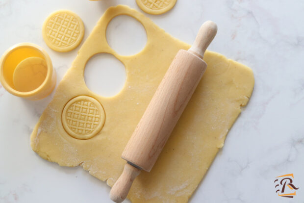 Preparazione biscotti al burro