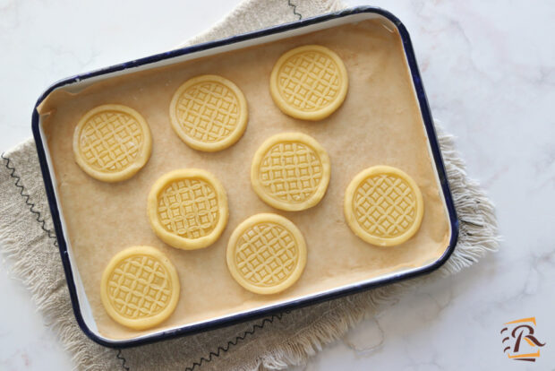 Preparazione biscotti al burro