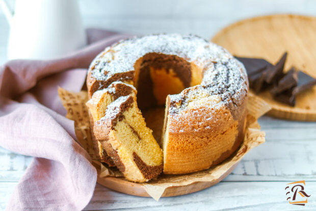 Ciambella bicolore ricetta