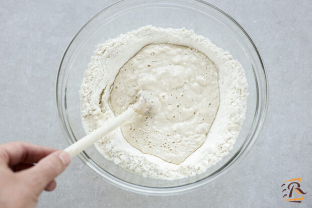 Preparazione focaccia genovese