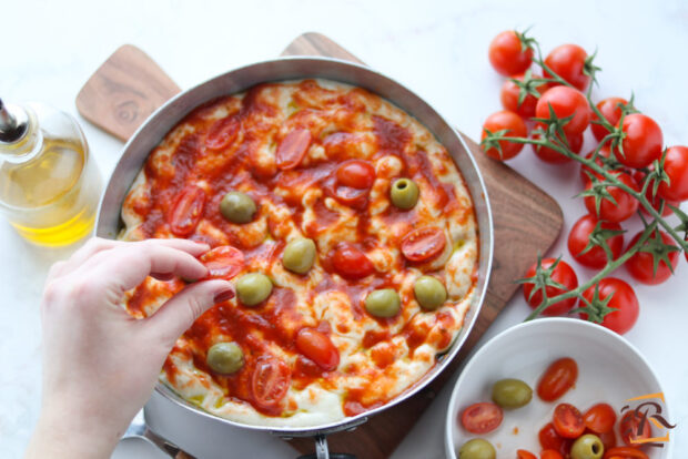 Preparazione focaccia morbida