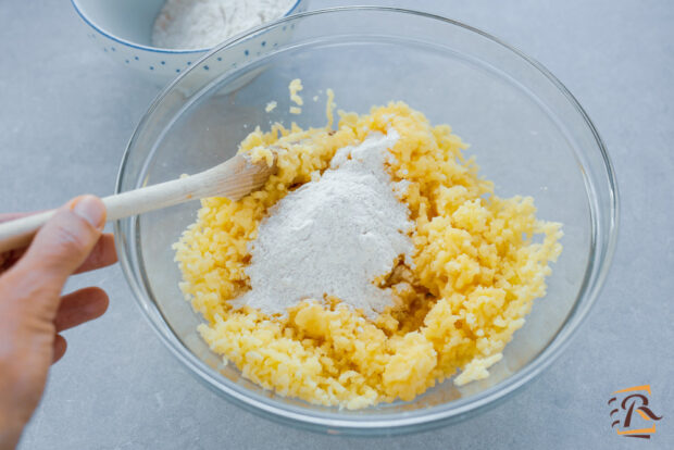 Preparazione gnocchi di patate