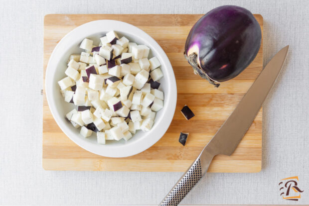 Preparazione melanzane fritte