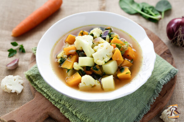 Minestrone di verdure invernali