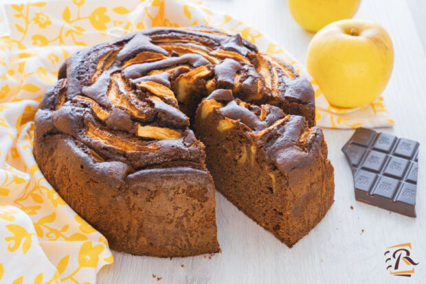 Torta di mele e cioccolato