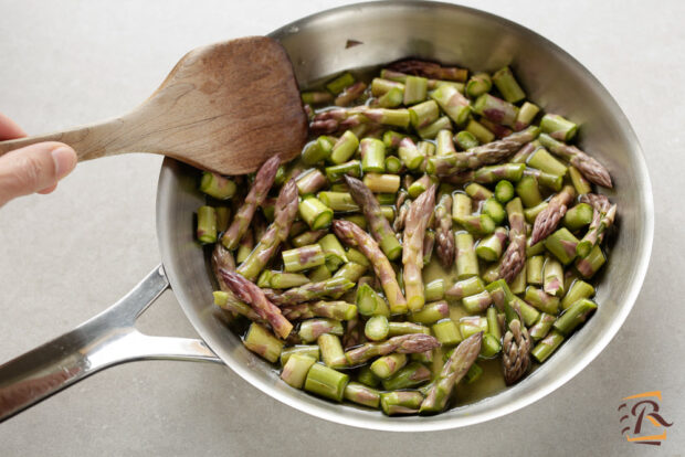 Come fare gli asparagi in padella