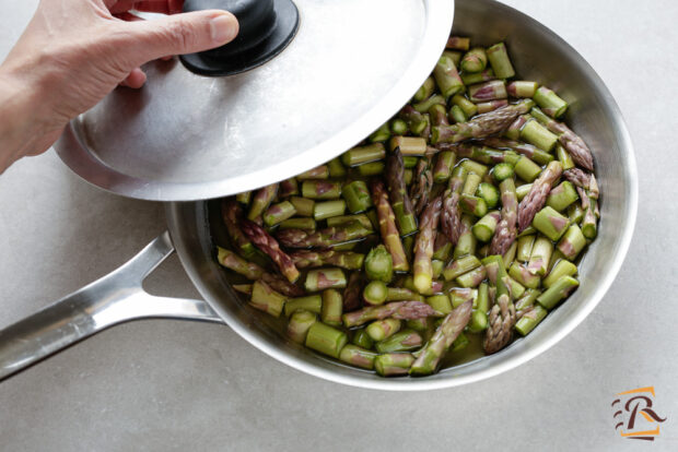 Come fare gli asparagi in padella