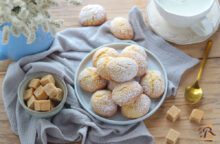 Biscotti al latte da inzuppare nel latte