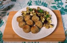 Polpette di tonno con melanzane a funghetto