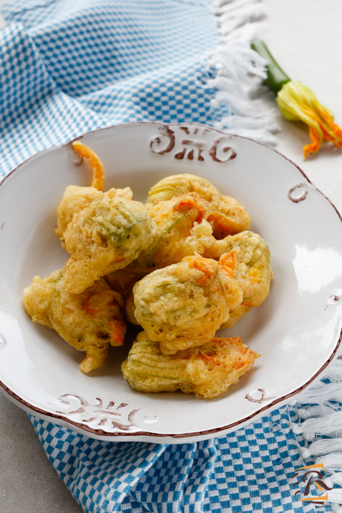 Frittelle di fiori di zucca