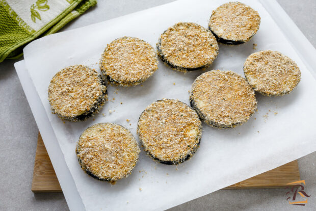 Come fare le cotolette di melanzane