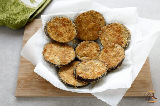 Come fare le cotolette di melanzane