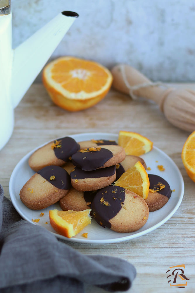 Come fare i biscotti all'arancia