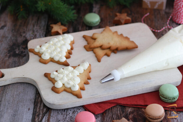 Cream tart albero di Natale