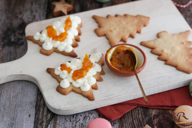 Cream tart albero di Natale