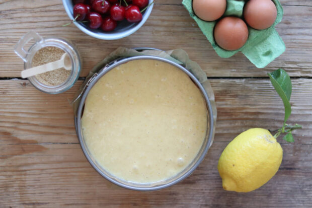 Torta capovolta alle ciliegie