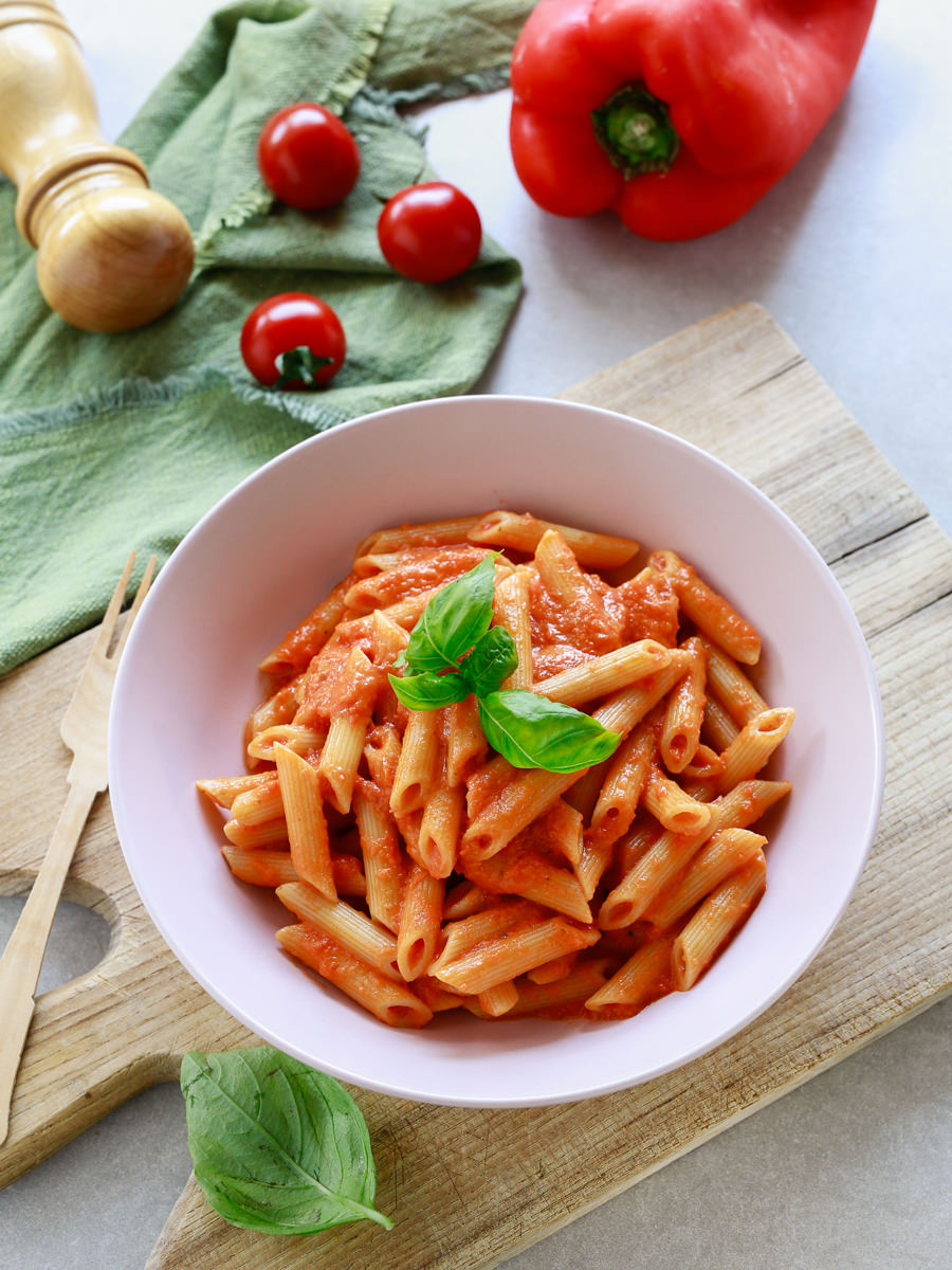 Pasta con crema di peperoni