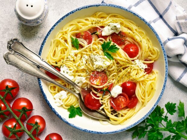 Spaghetti pomodorini e ricotta