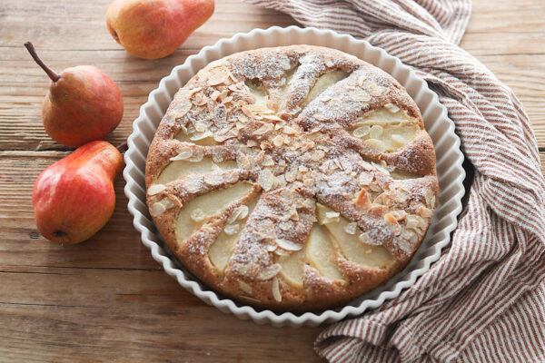 Torta alle pere e mandorle