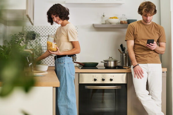 Questo utensile da cucina sta scomparendo: i giovani tra i 18 e i 24 anni non ne hanno neanche uno